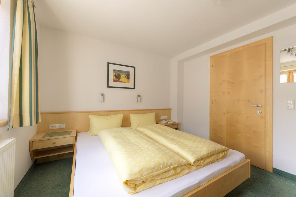 Appartement Ebster Петтной-ам-Арльберг Екстер'єр фото